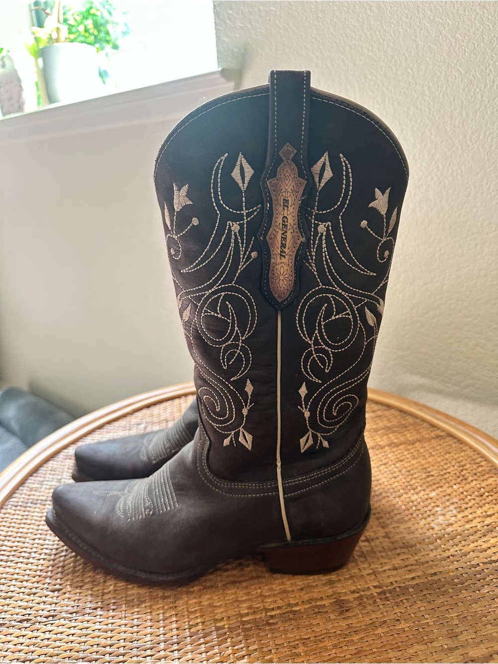 El General Dark Brown Western Embroidered Cowboy Boots